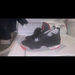 Jordan Bred 4s🖤